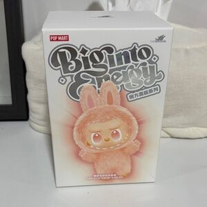 NWT authentic Pop Mart Bigto Energy Figure labubu